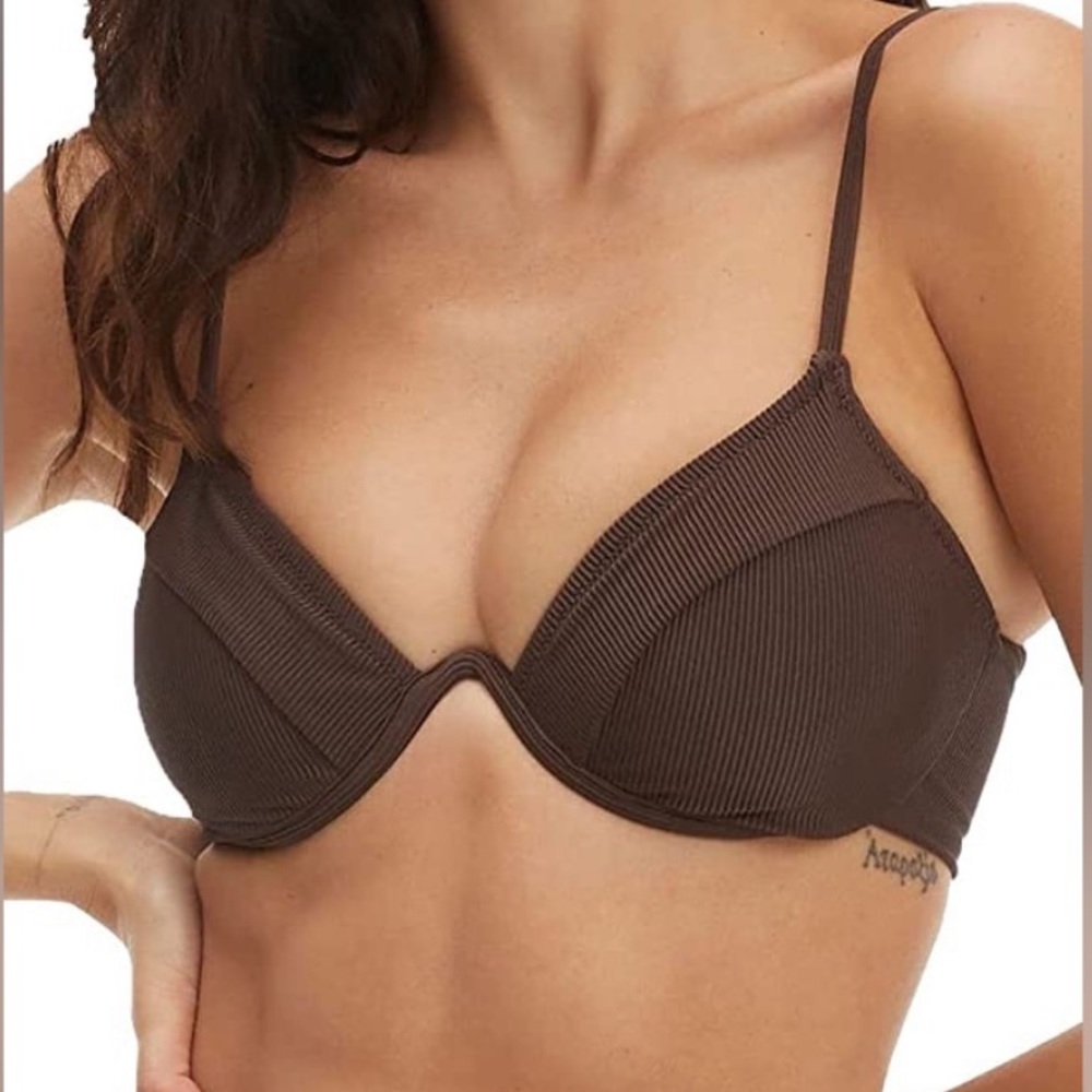 Good American Showoff Curve underwire brown ribbed bikini top